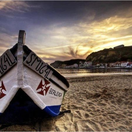 Appartamento Casa Na Onda Sonho Da Baia São Martinho do Porto Esterno foto